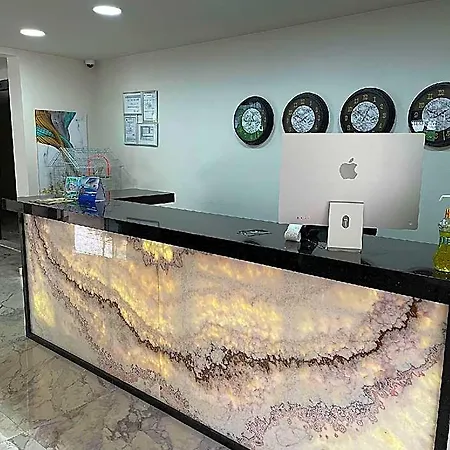 Hotel Jest 3*
