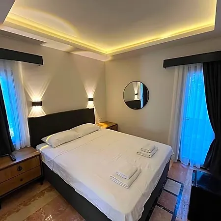 Hotel Jest