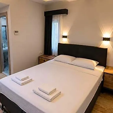 Hotel Jest 3*
